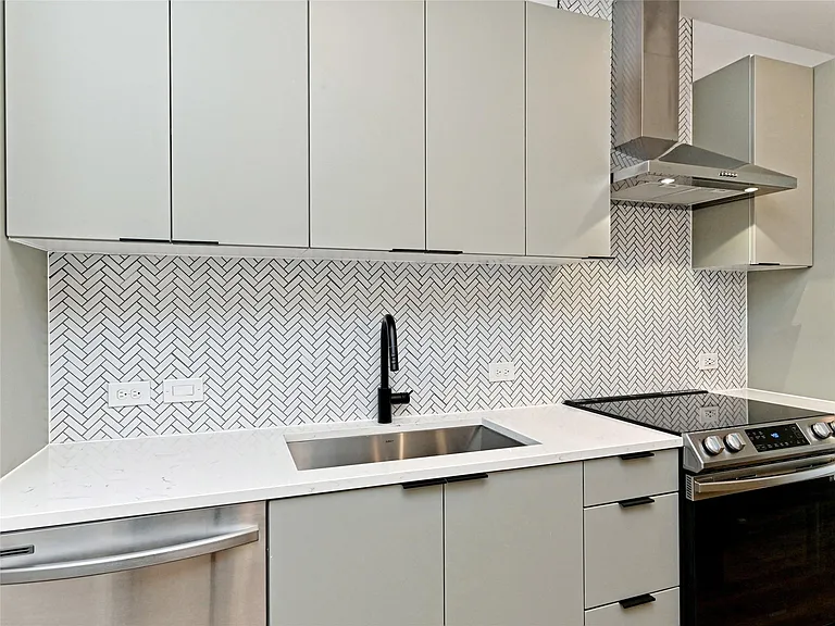 2500 Longview St #518 — Photo 3