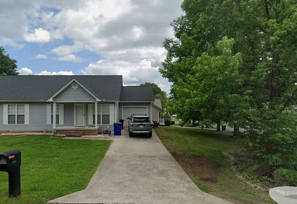 1100 Woodmore Dr NW