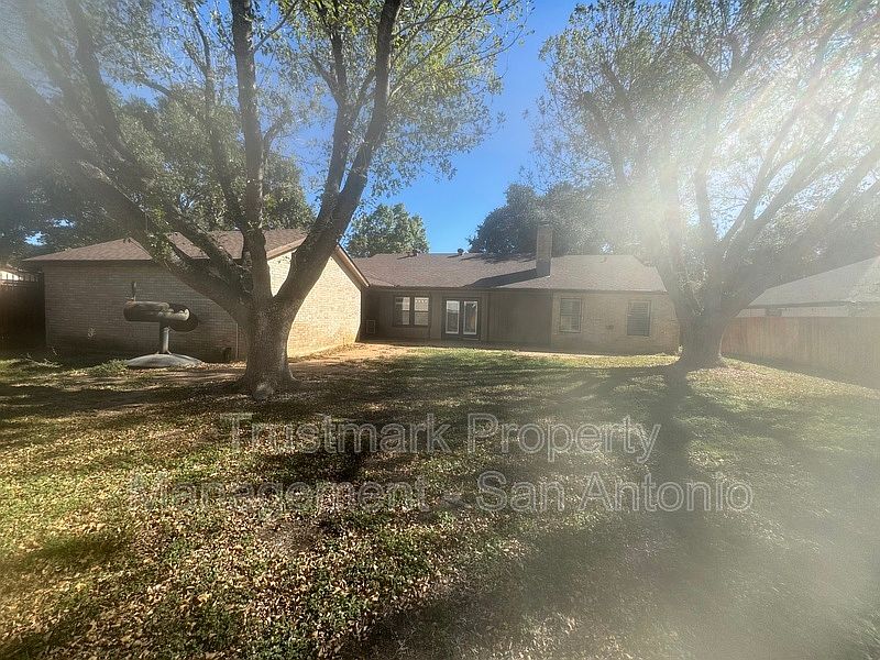 1st image of 1743 Sunnybrook Dr