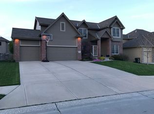 19714 Andresen St, Omaha, NE 68135