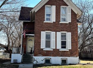 1214 10th St, Rockford, IL 61104