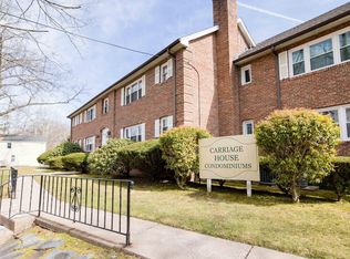 454 E Center St APT 3, Manchester, CT 06040