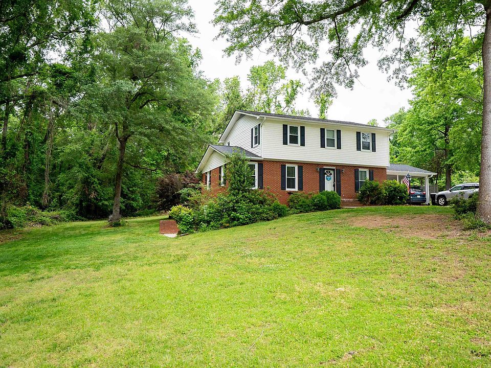 1st image of 110 Briarwood Dr