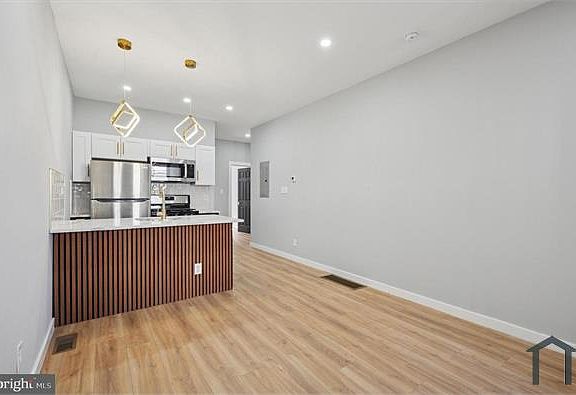 2nd image of 5312 Chancellor St #1