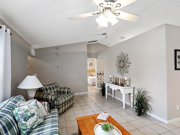 4th image of 1681 Eldron Blvd SE