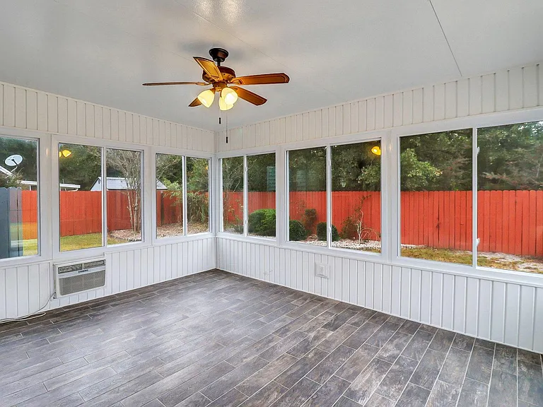 106 Silverton Rd — Photo 39