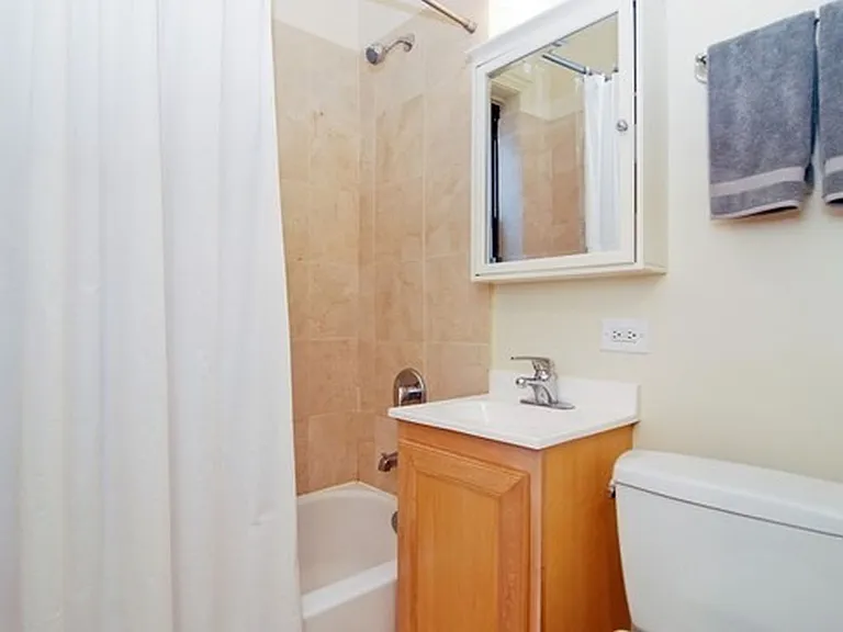 903 W Cornelia Ave #3N — Photo 8
