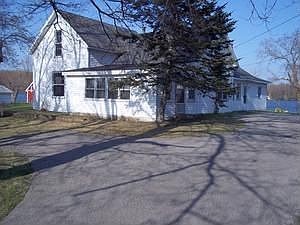 1st image of 400 N Lake St