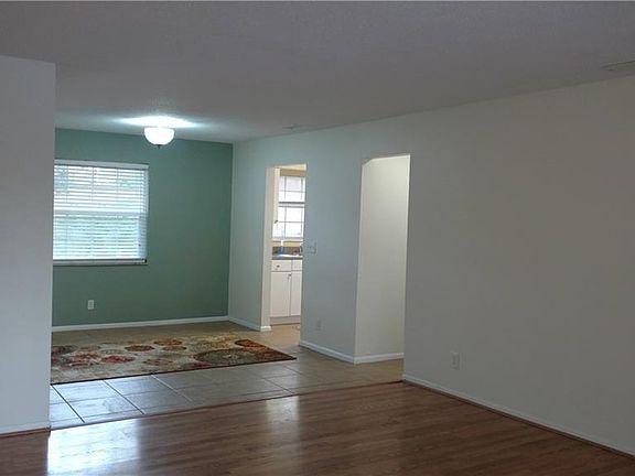 5th image of 200 Country Club Dr APT 602