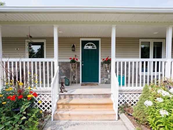 243 Fairbairn Rd, Kawartha Lakes, ON K0M 1A0