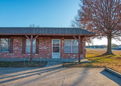 2203 Woodland Ave #8 Photo 1