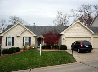 5070 Romaine Spring Dr, Fenton, MO 63026