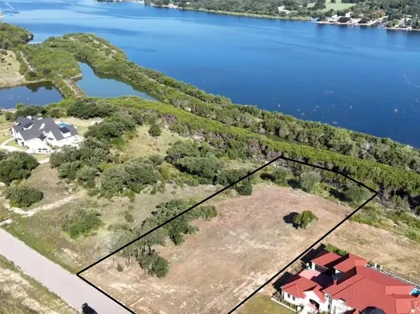 8088 Brownie Luker Ct, Granbury, TX 76048