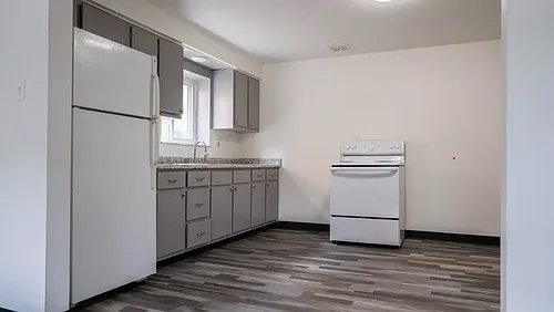 Eastwood Apartments Photo 1
