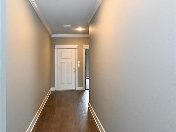 5th image of 20 Joel Ln