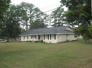 347 Ridge Rd, Hartwell, GA 30643