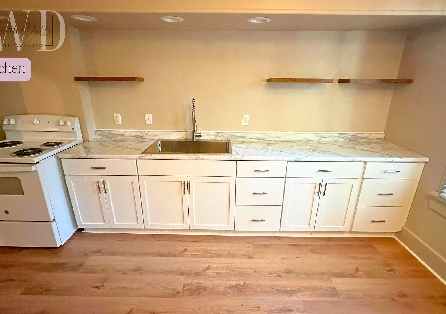 2 bed, 1100 sqft, $1,000 — Photo 2