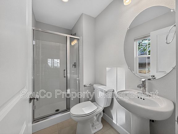 4th image of 17022 SW Lemongrass Ln