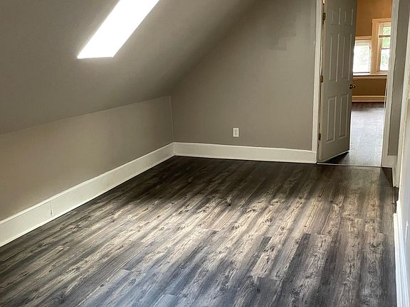 2nd image of 811 S Fred Shuttlesworth Cir #5