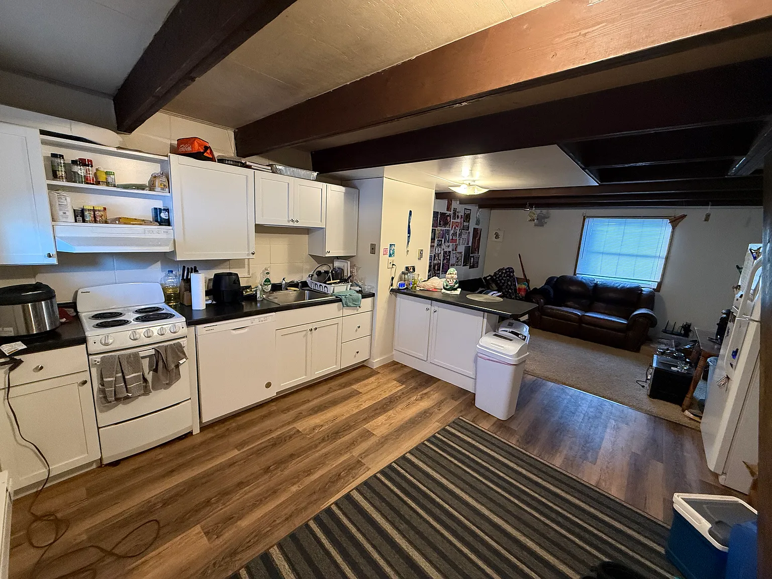 2 bed, $880 — Photo 3