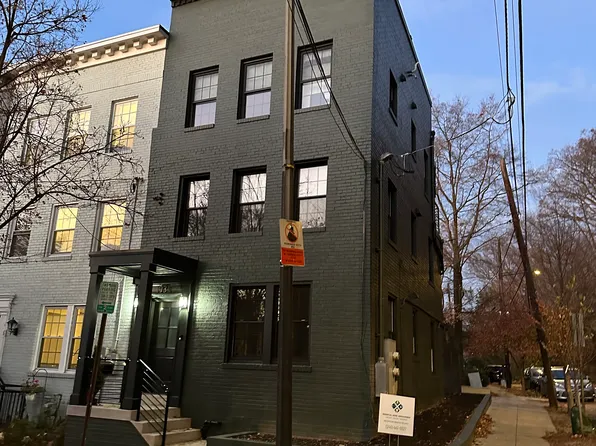 1934 35th Pl NW APT 1, Washington, DC 20007