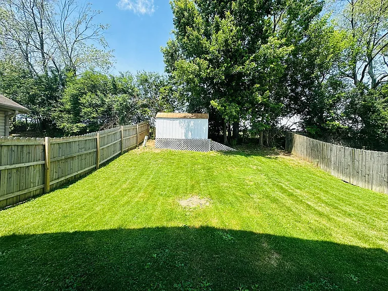 1437 Day Lily Dr — Photo 29