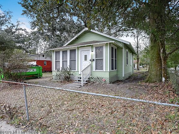 2nd image of 2670 LOWELL Avenue