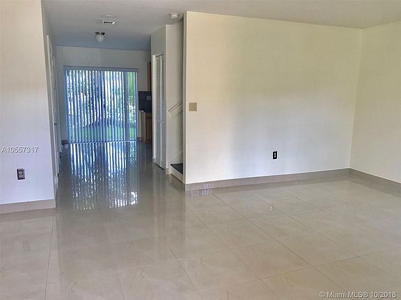 5th image of 2072 NE 167th St