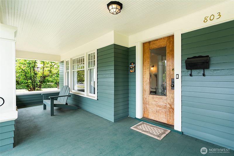 3rd image of 803 G Street