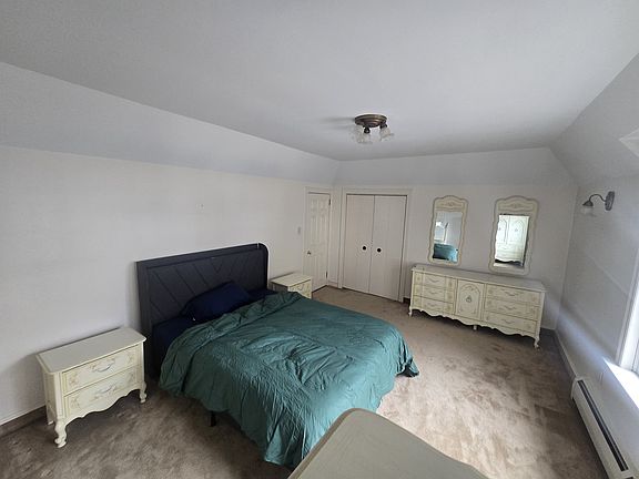 5th image of 925 N Orange St #925