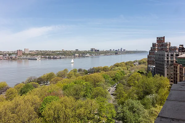 Rented by Brown Harris Stevens | media 18
