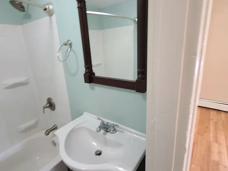 207 Pine St #209 — Photo 12