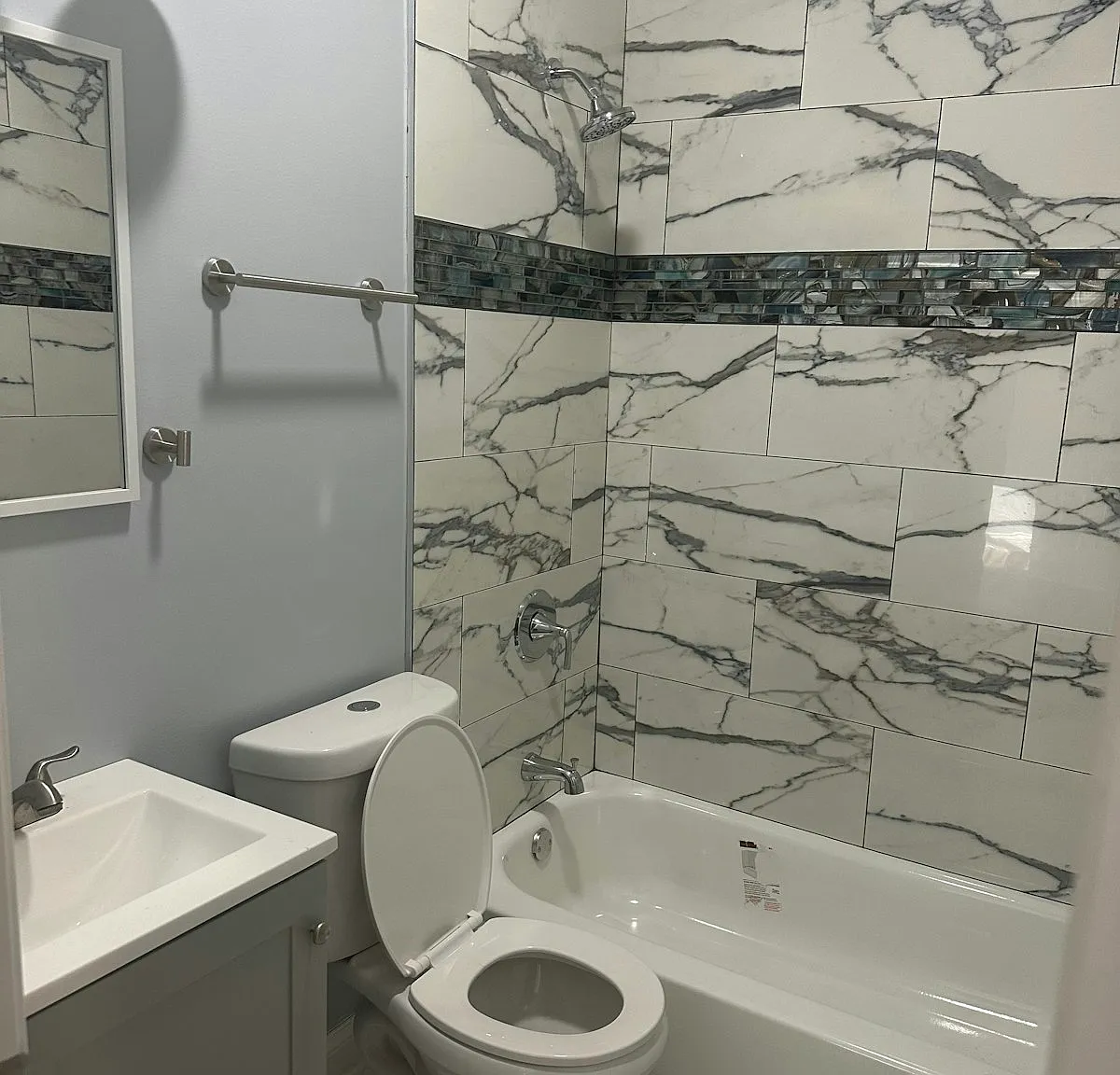 6710 South Parnell Avenue, Unit 2 — Photo 4