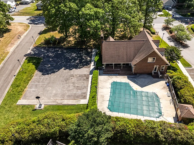 77 Forest Oaks Dr — Photo 6