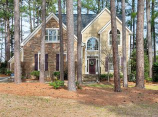 100 Burlingame Way, Cary, NC 27513