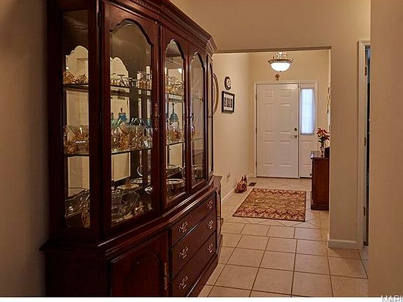 4th image of 180 Worthington Cir #23