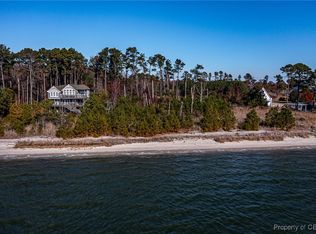 2 Windmill Point Rd, White Stone, VA 22578