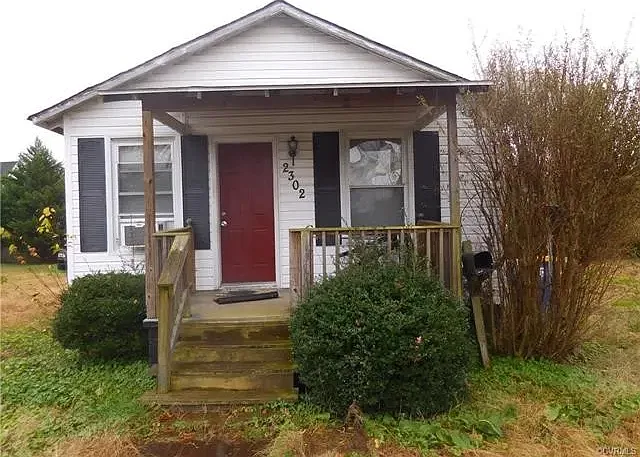 2302 Front St — Photo 1