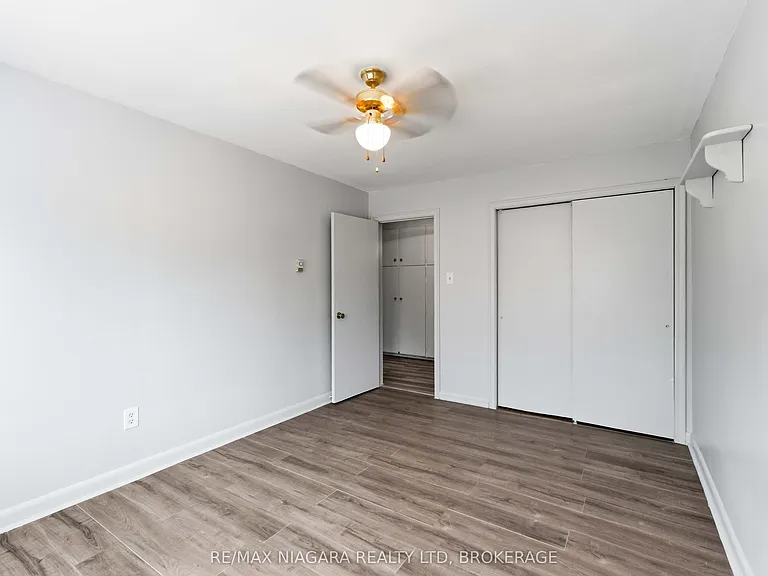 27 Main St #5 — Photo 14