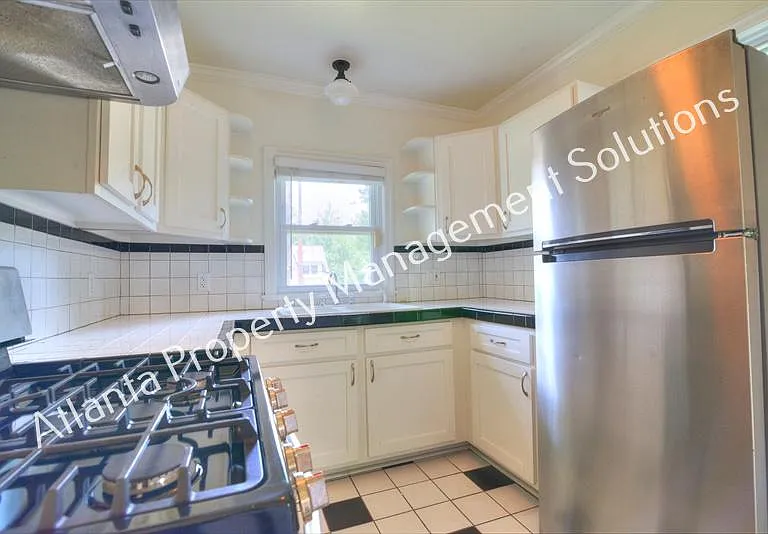 141 Park Dr — Photo 9