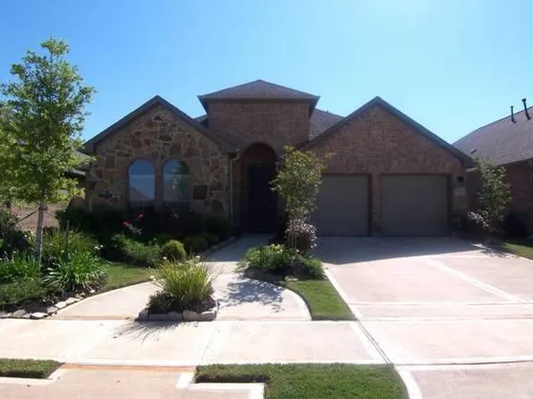 2139 Ascot Ln, Sugar Land, TX 77479