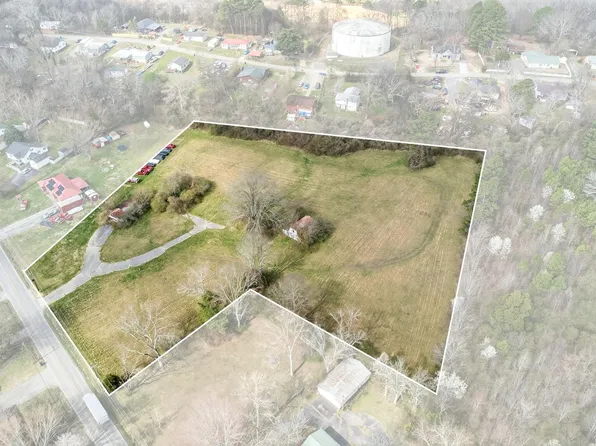 1375 Benton Pike NE, Cleveland, TN 37311