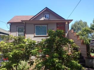 916 24th Ave, Seattle, WA 98122