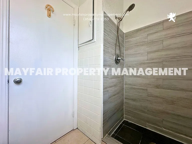 306 2nd Ave S #10 — Photo 11