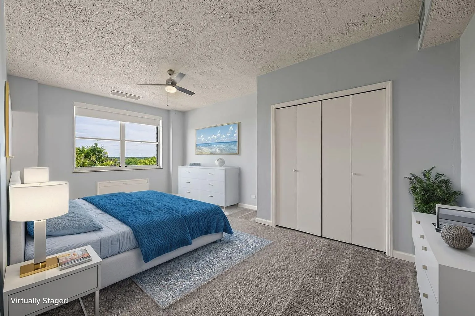 The Apartments at Hotel Phillips — Photo 1