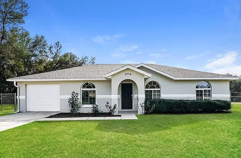 2573 SW 155th Ln — Photo 1