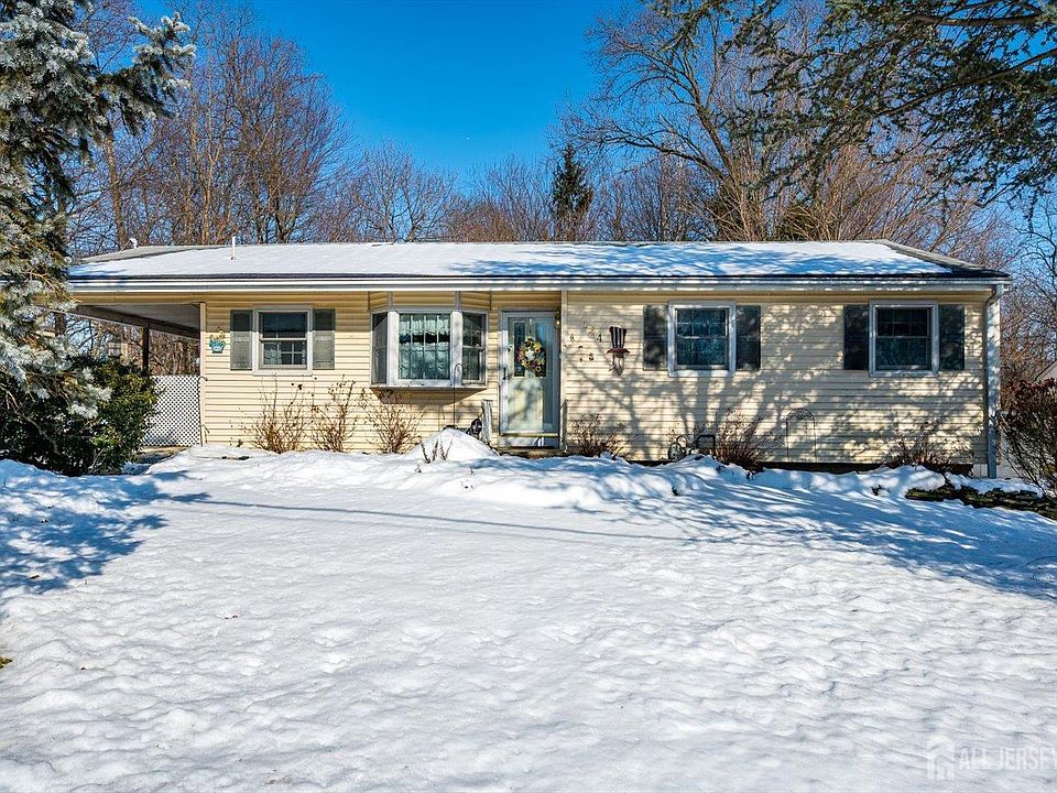 1st image of 144 Princeton Rd