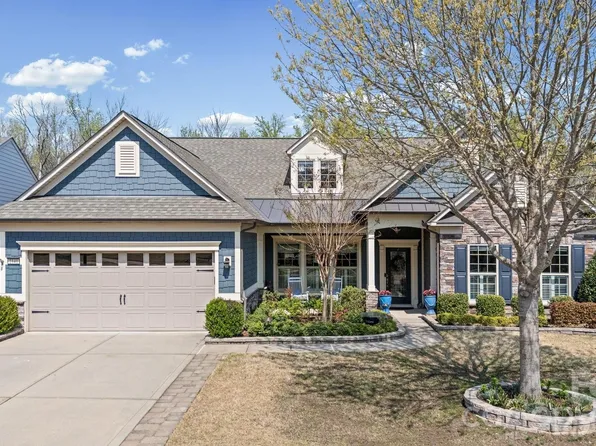 2141 Bud Ct, Fort Mill, SC 29715