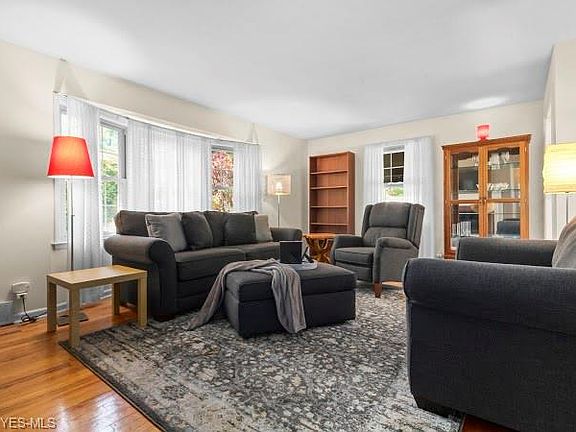 4th image of 6301 Diana Dr