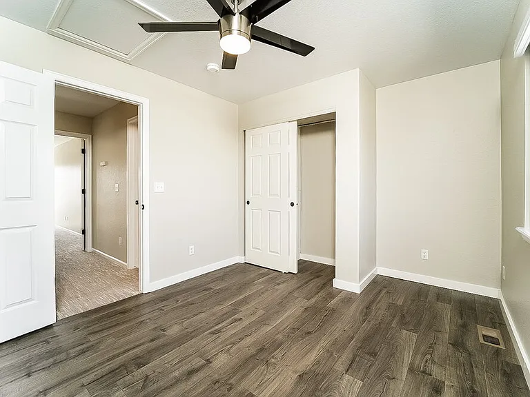 4483 Lyndenwood Point — Photo 13